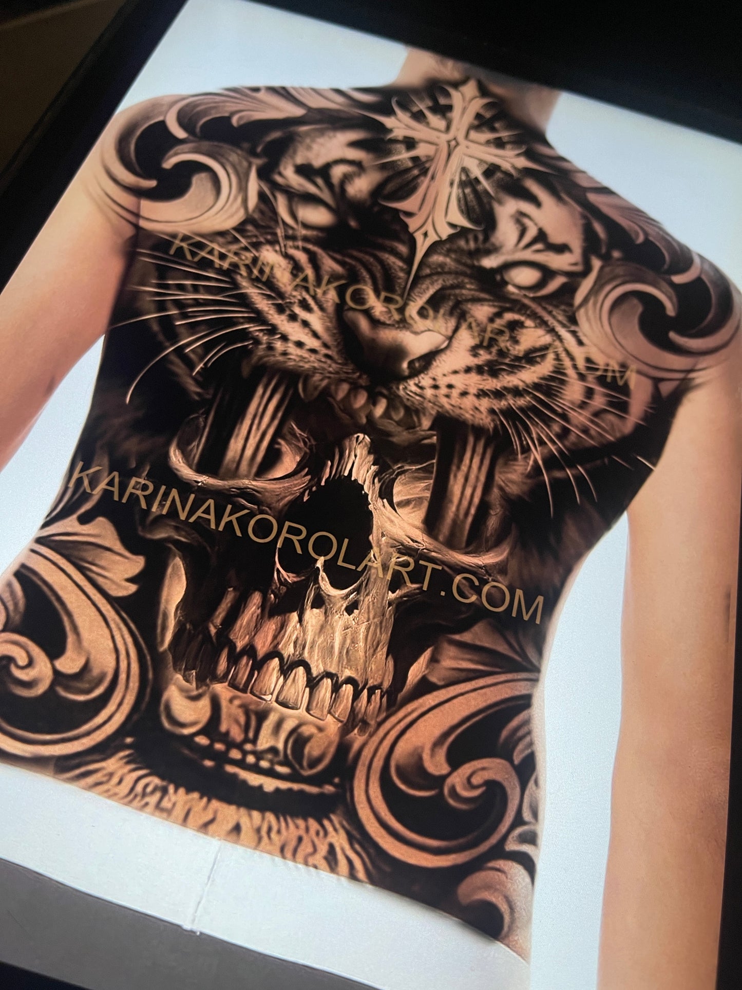Skull & tiger back tattoo design